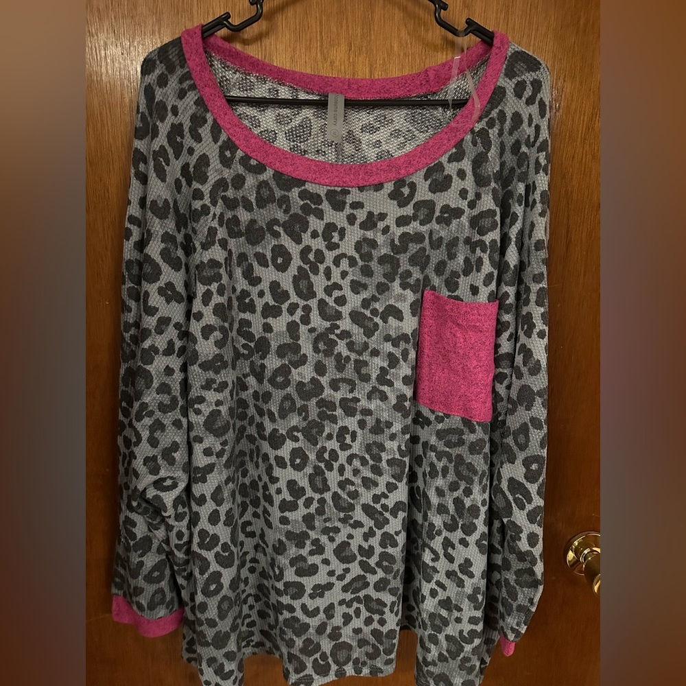 Gray cheetah print HoneyMe long sleeve sweater
